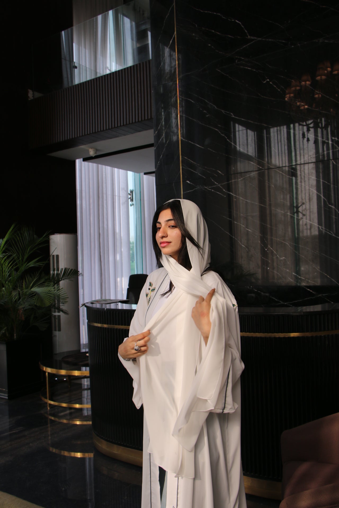 White Aura Abaya Set